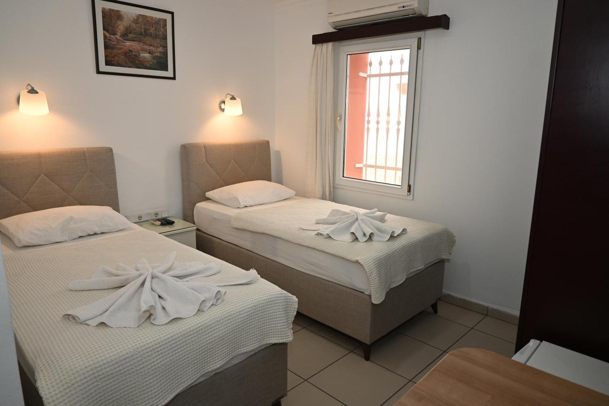 Melis Pansiyon Bodrum Exterior photo