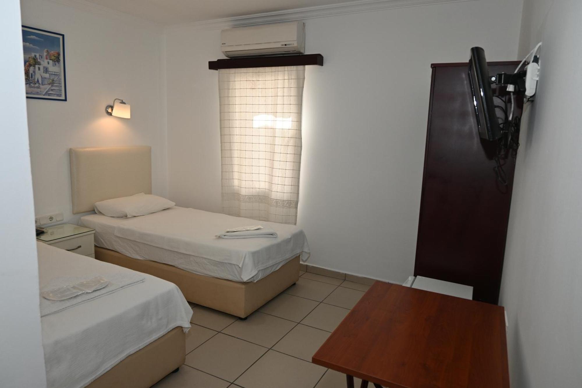 Melis Pansiyon Bodrum Exterior photo