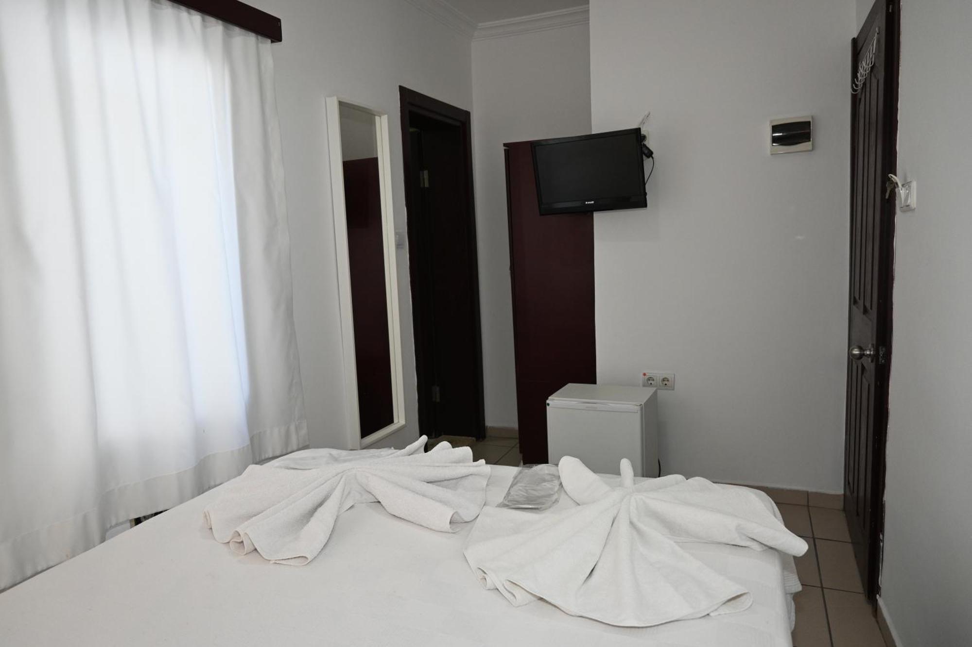 Melis Pansiyon Bodrum Exterior photo