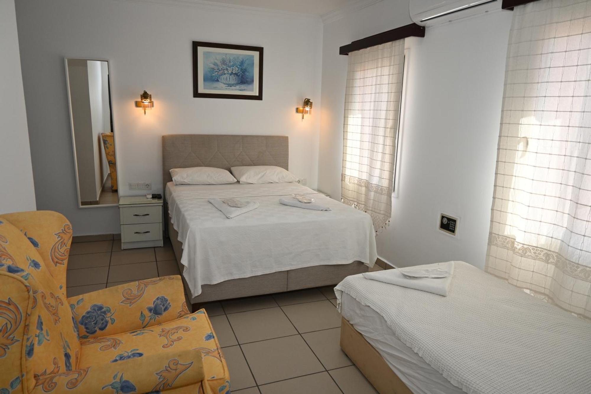 Melis Pansiyon Bodrum Exterior photo