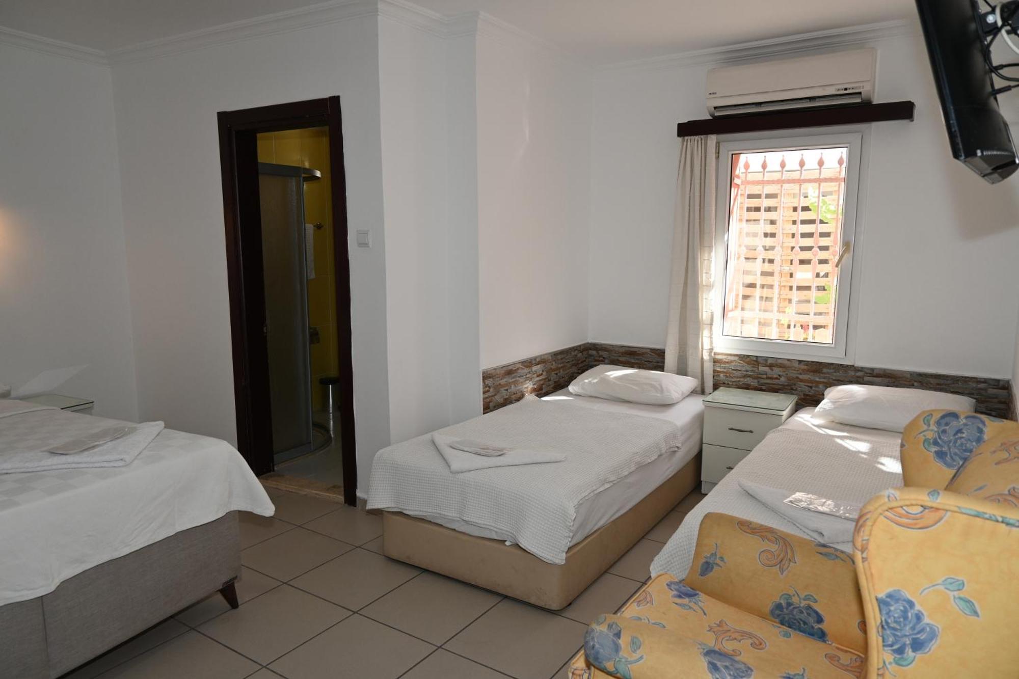Melis Pansiyon Bodrum Exterior photo