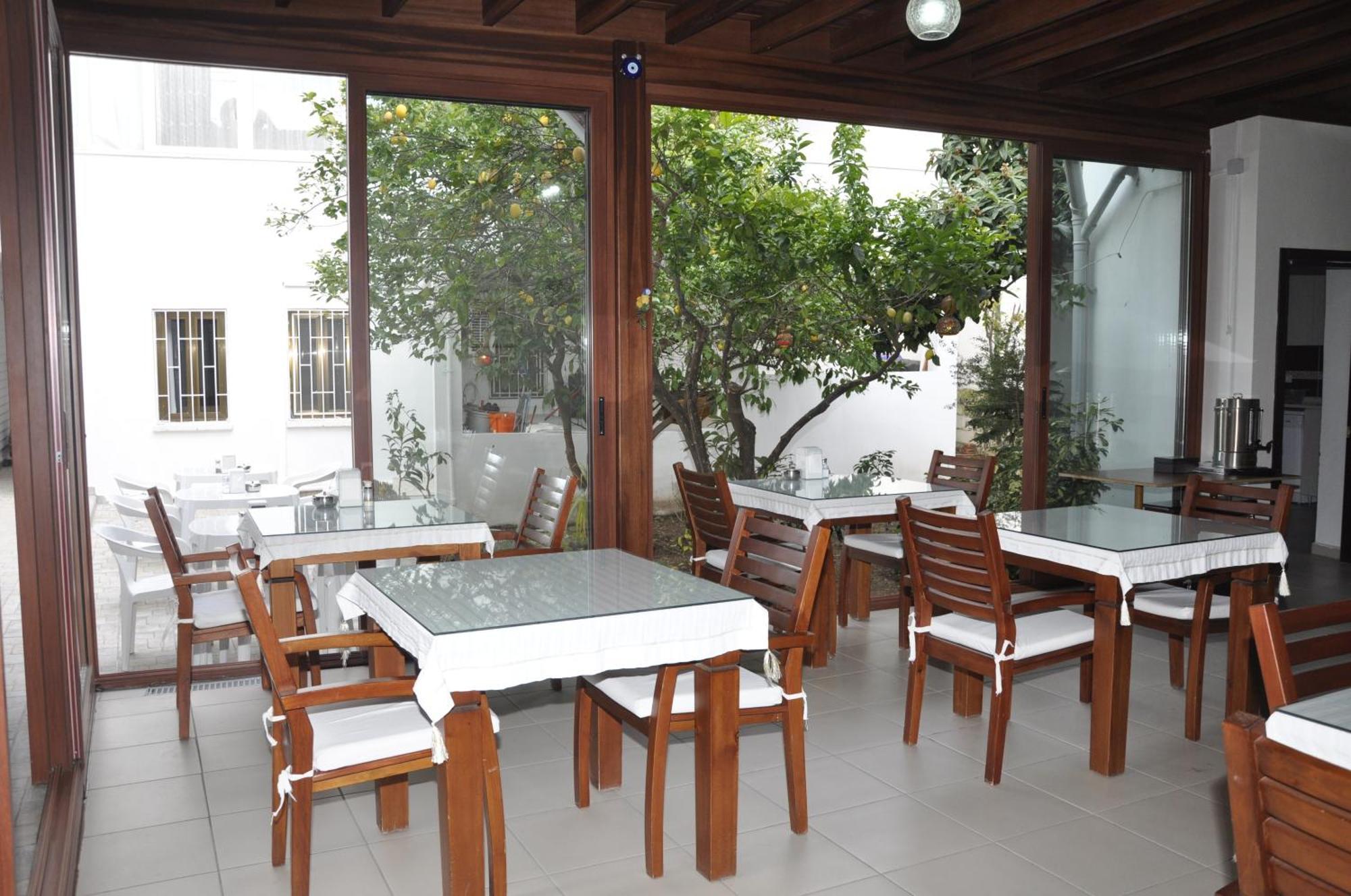 Melis Pansiyon Bodrum Exterior photo