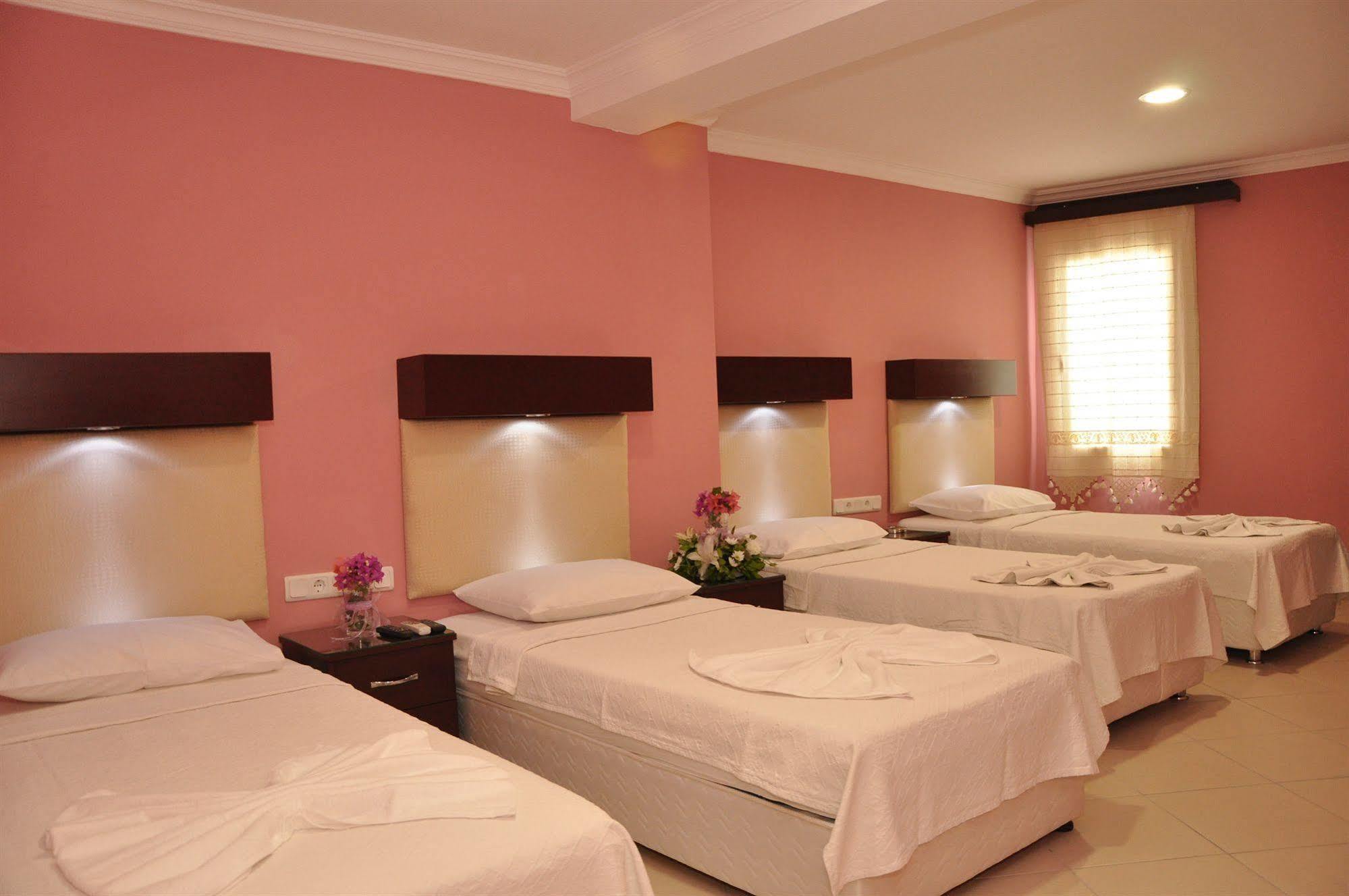 Melis Pansiyon Bodrum Exterior photo