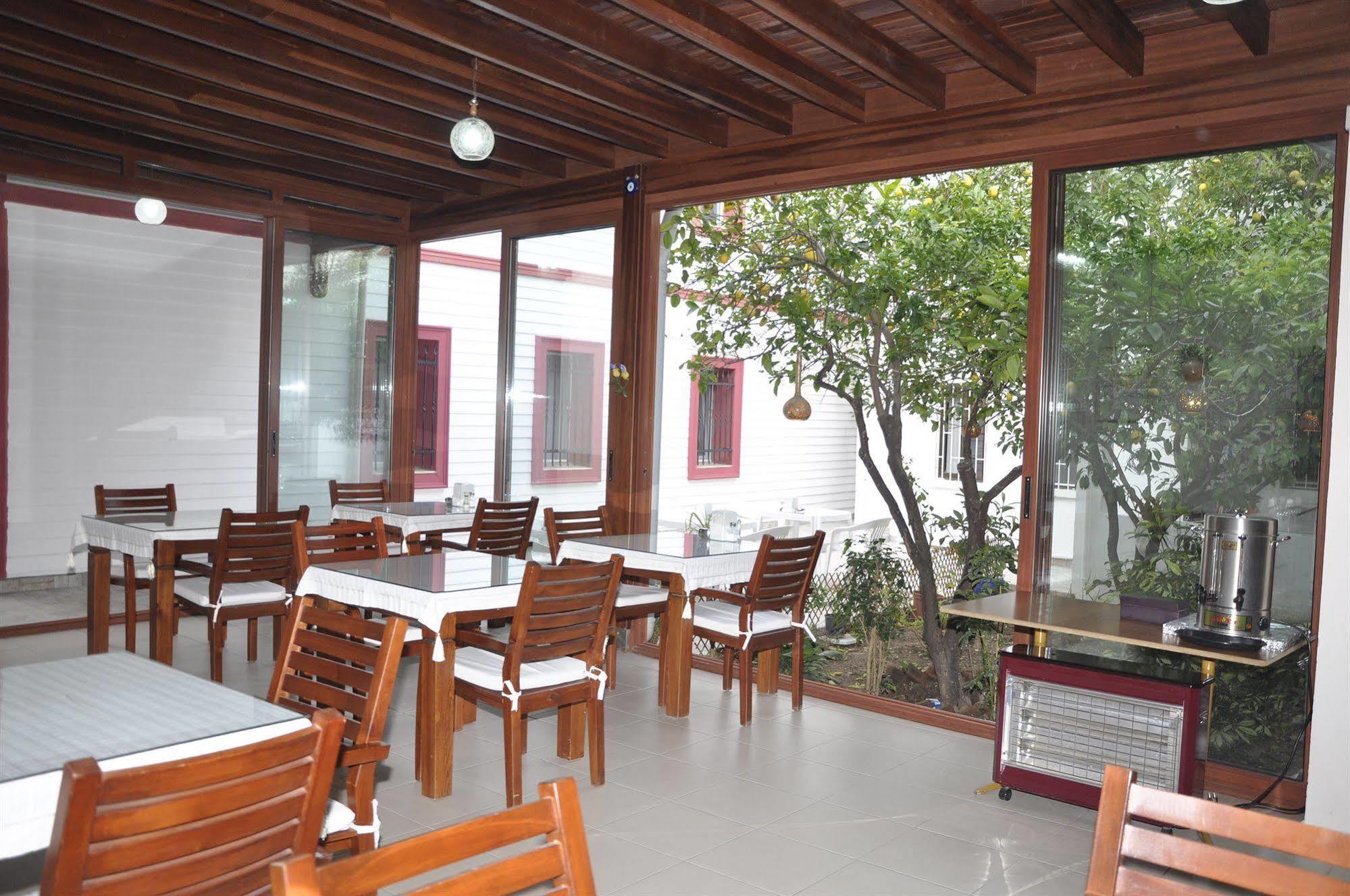 Melis Pansiyon Bodrum Exterior photo